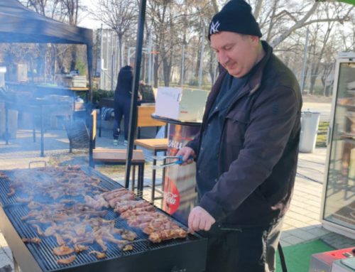 Голям интерес към първия празник на свинските уши в Стара Загора
